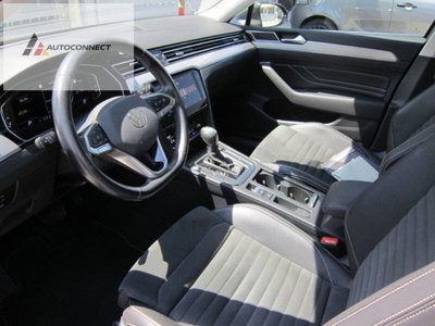 Volkswagen Passat Variant 2.0 TDI SCR EVO DSG Executive (2)