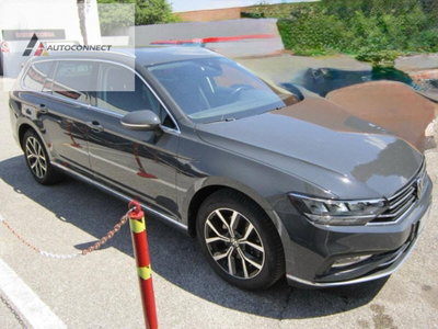 Volkswagen Passat Variant 2.0 TDI SCR EVO DSG Executive (8)