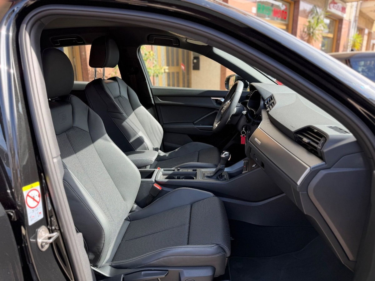 Audi Q3 Sportback 35 TDI quattro S tronic S line edition (16)