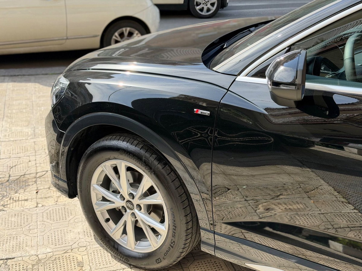 Audi Q3 Sportback 35 TDI quattro S tronic S line edition (4)