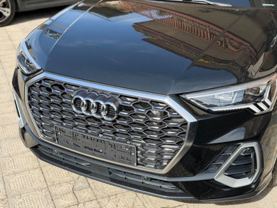 Audi Q3 Sportback 35 TDI quattro S tronic S line edition (5)