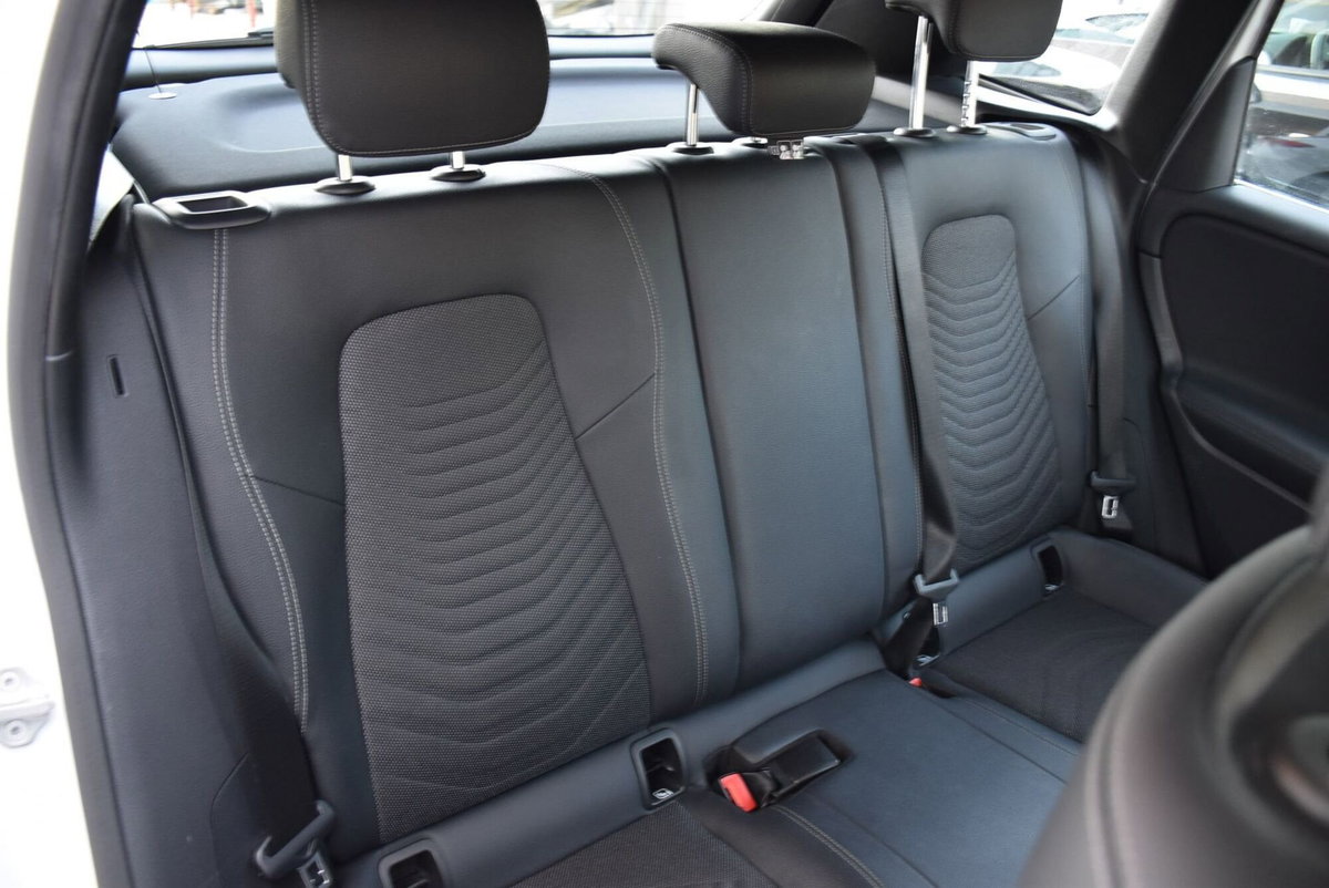 Mercedes-Benz Classe B 180 d Automatic Premium (17)
