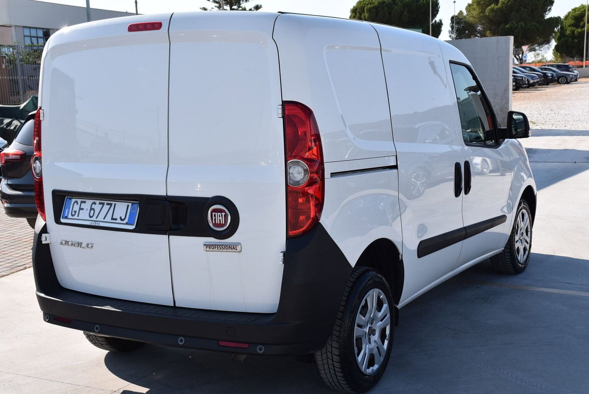 Fiat Doblò Furgone cargo 1.6 mjt 105cv CH1 Lounge S&S (4)