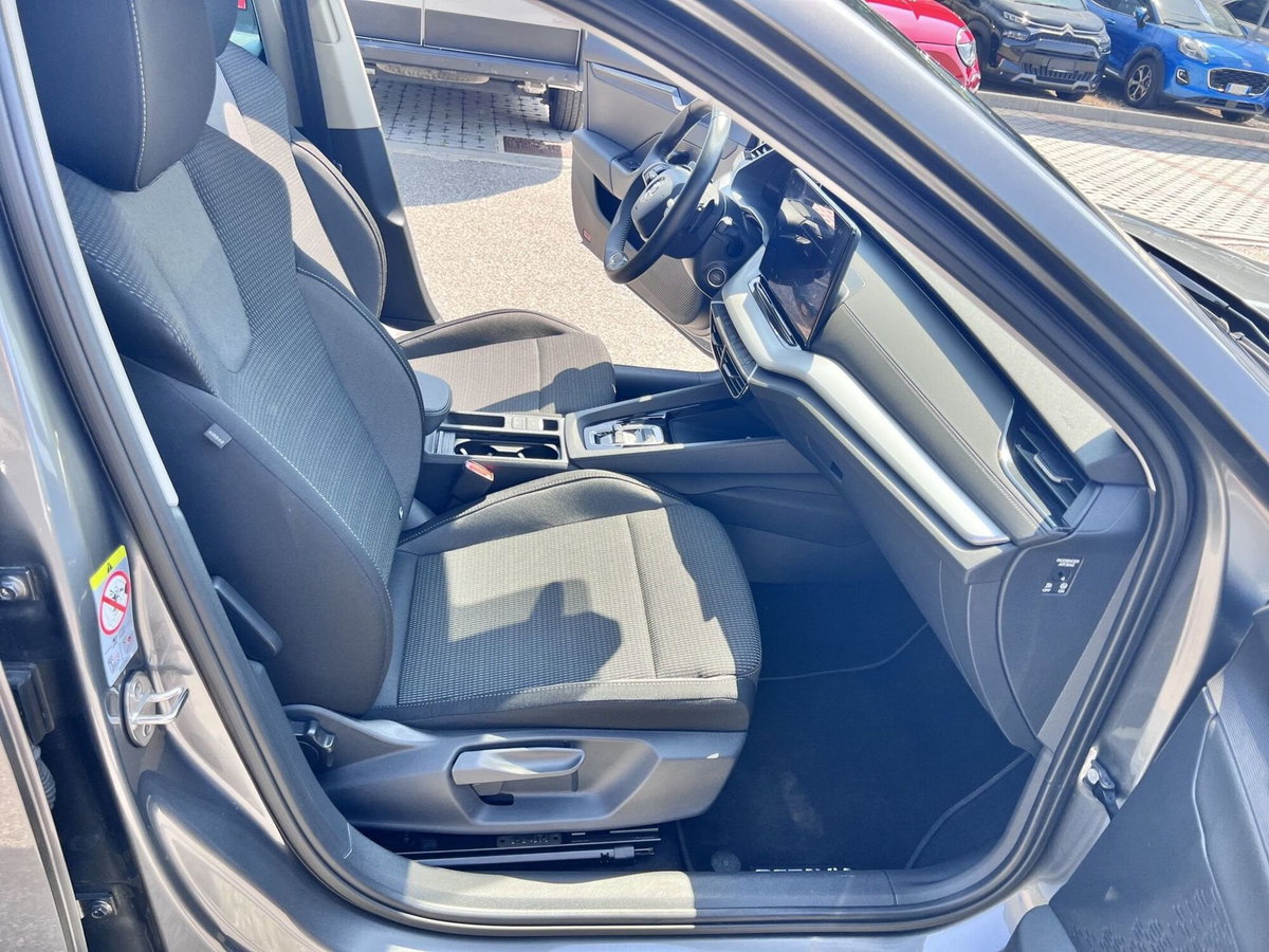 Skoda Octavia Station Wagon 2.0 tdi Executive 150cv dsg (7)