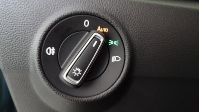 Volkswagen T-Roc 1.0 tsi Style 115cv (16)