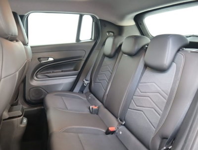 Jeep Avenger 1.2 turbo Altitude fwd 100cv (10)