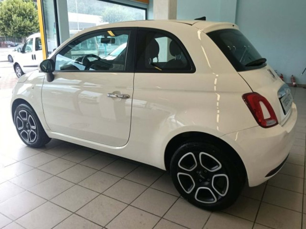 Fiat 500 1.0 Hybrid Club (4)