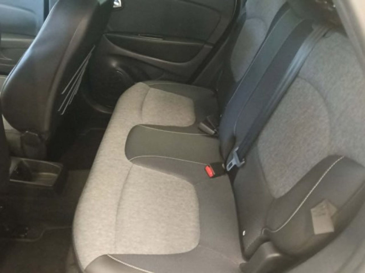 Renault Captur dCi 8V 90 CV EDC Start&Stop Sport Edition2 (11)