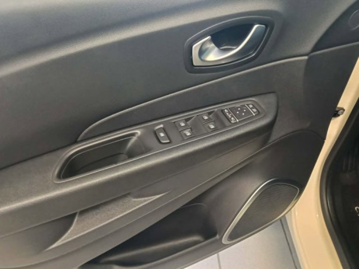 Renault Captur dCi 8V 90 CV EDC Start&Stop Sport Edition2 (8)