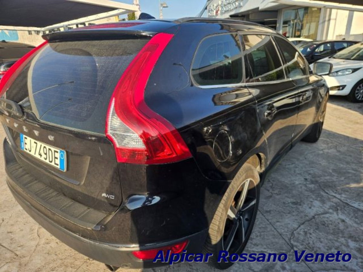 Volvo XC60 D3 AWD Momentum (4)