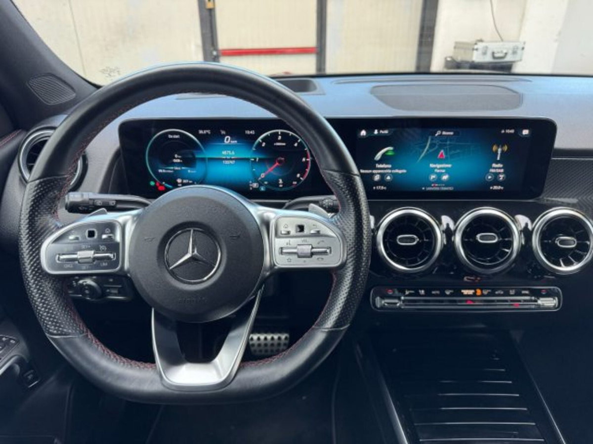 Mercedes-Benz GLB 200 d Automatic 4Matic Premium (15)