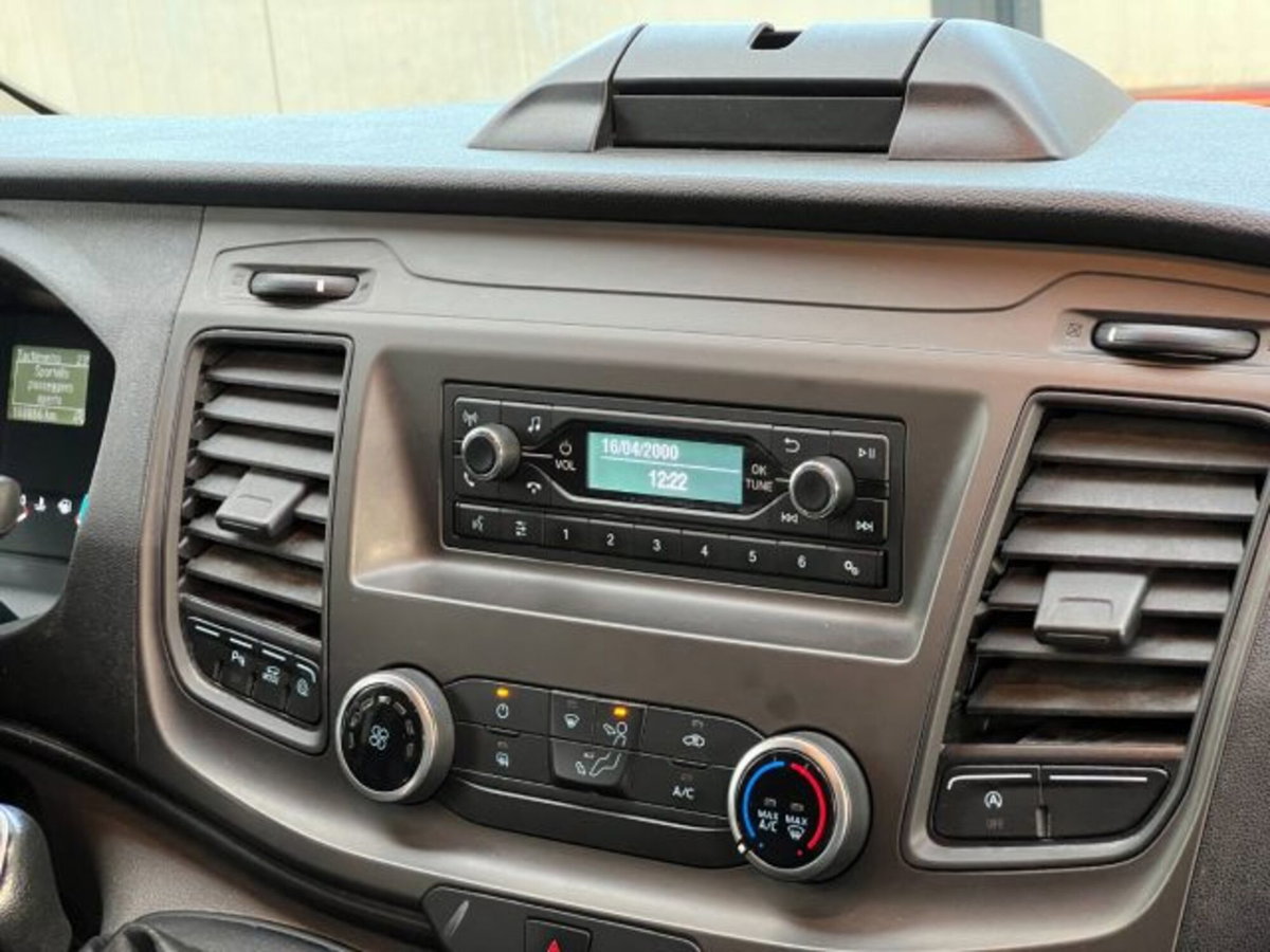Ford Transit Custom Furgone 280 2.0 EcoBlue 130 PC Furgone Trend (12)