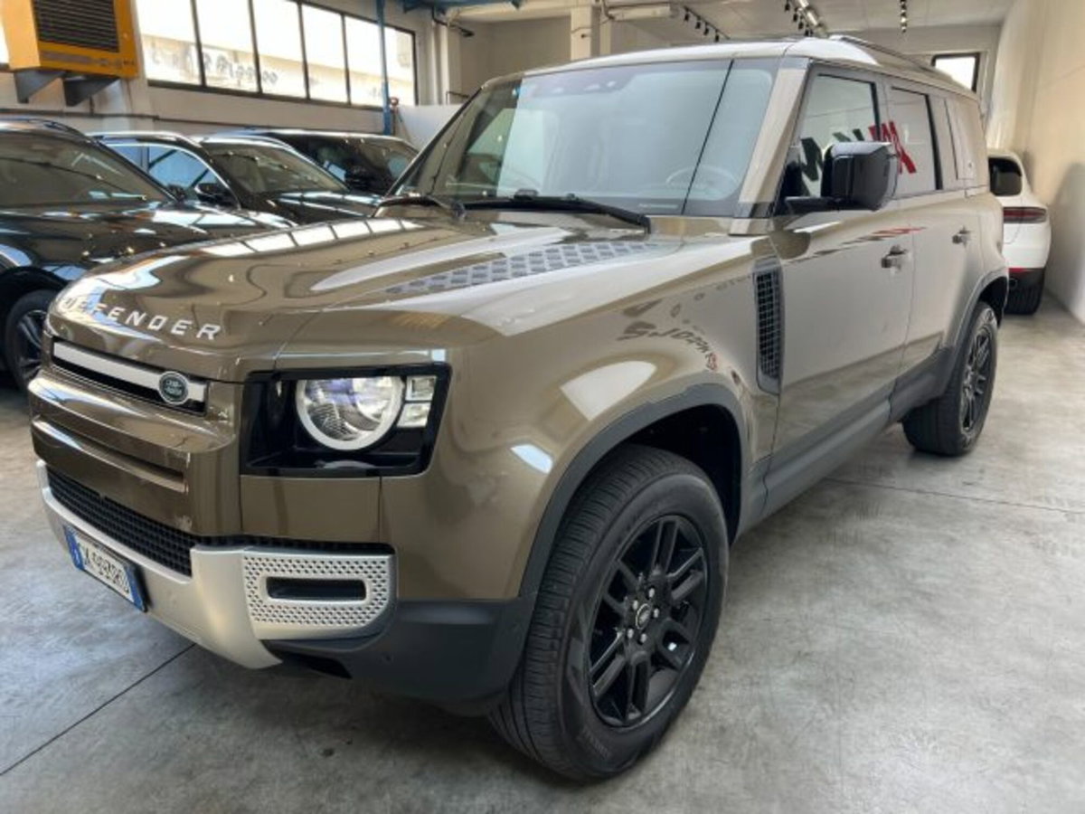 Land Rover Defender 110 3.0D I6 200 CV AWD Auto X-Dynamic S (16)