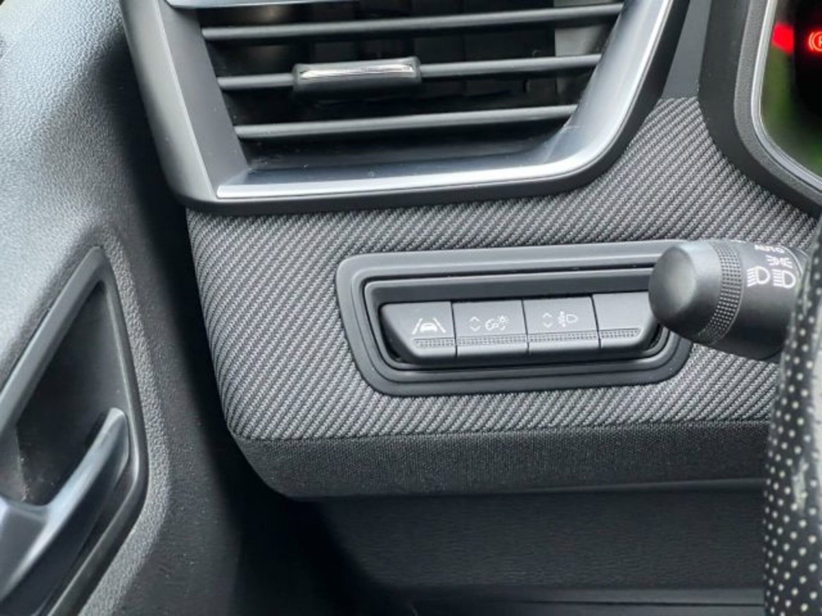 Renault Clio 1.6 full hybrid esprit Alpine 145cv (12)