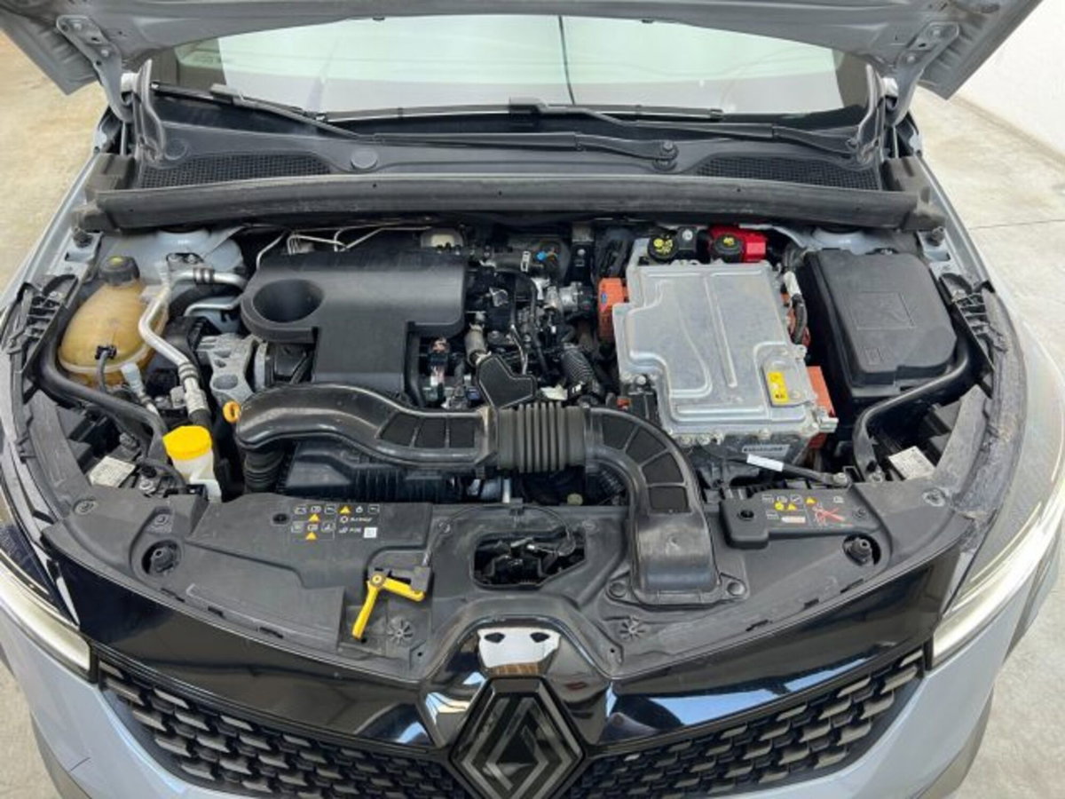 Renault Clio 1.6 full hybrid esprit Alpine 145cv (17)