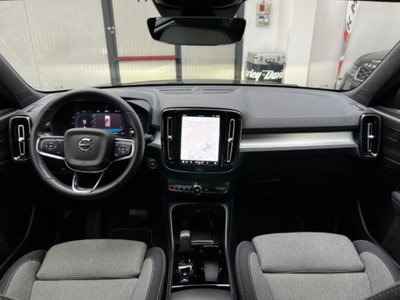 Volvo XC40 B3 automatico Plus Dark (5)