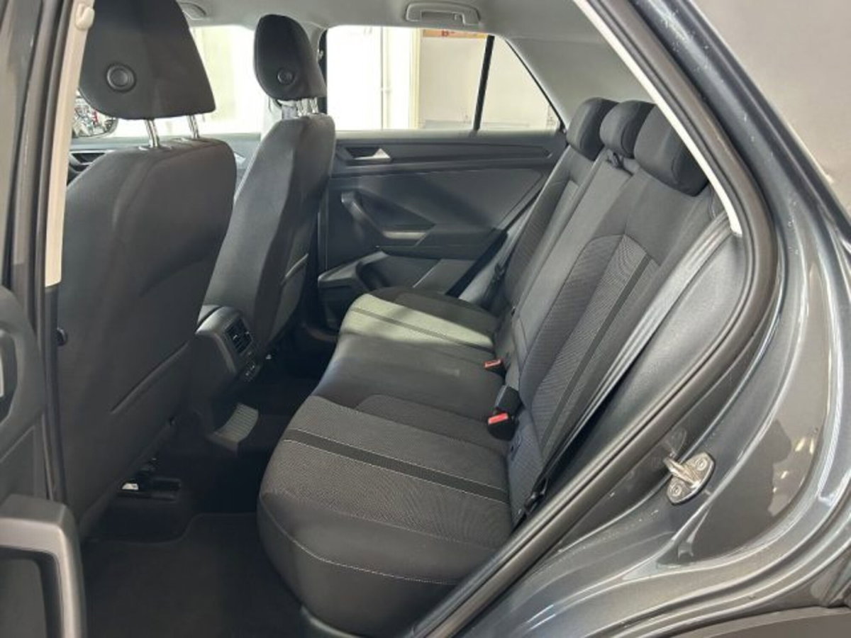 Volkswagen T-Roc 1.0 TSI Life (13)
