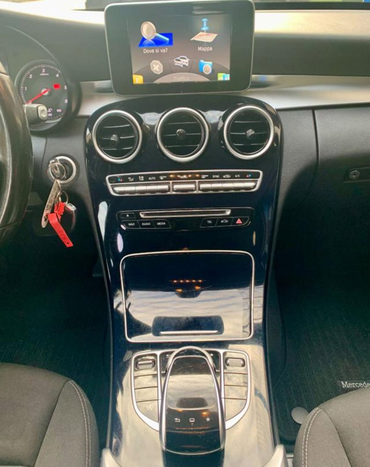 Mercedes-Benz Classe C Station Wagon 200 d Auto Sport Plus (9)