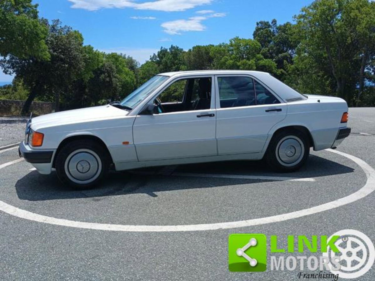 Mercedes-Benz 190 2.0 E cat (4)