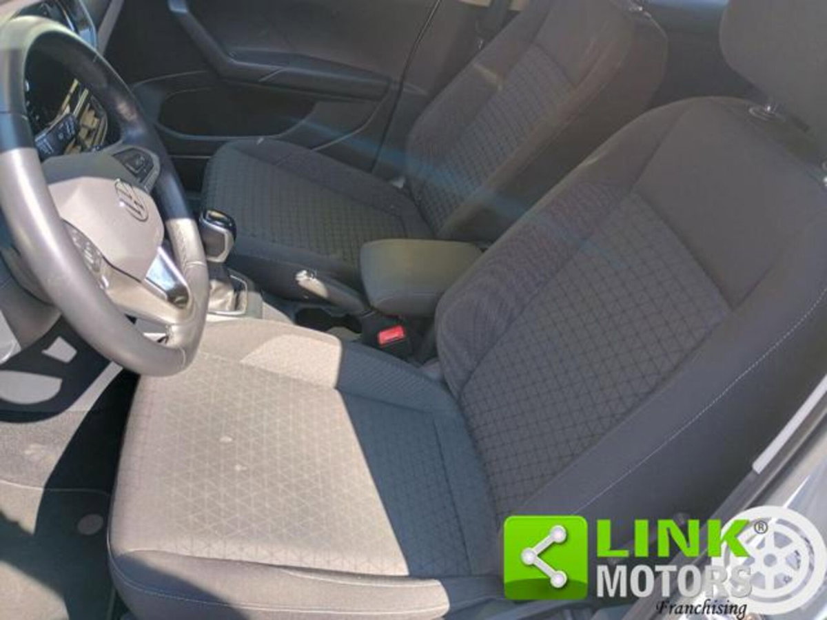 Volkswagen T-Cross 1.0 TSI 110 CV DSG Style (16)