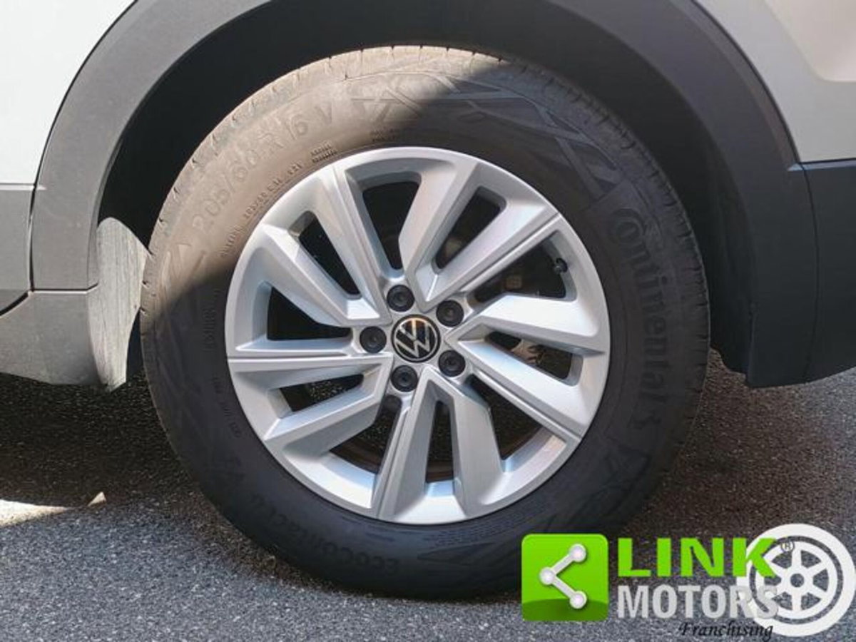 Volkswagen T-Cross 1.0 TSI 110 CV DSG Style (8)