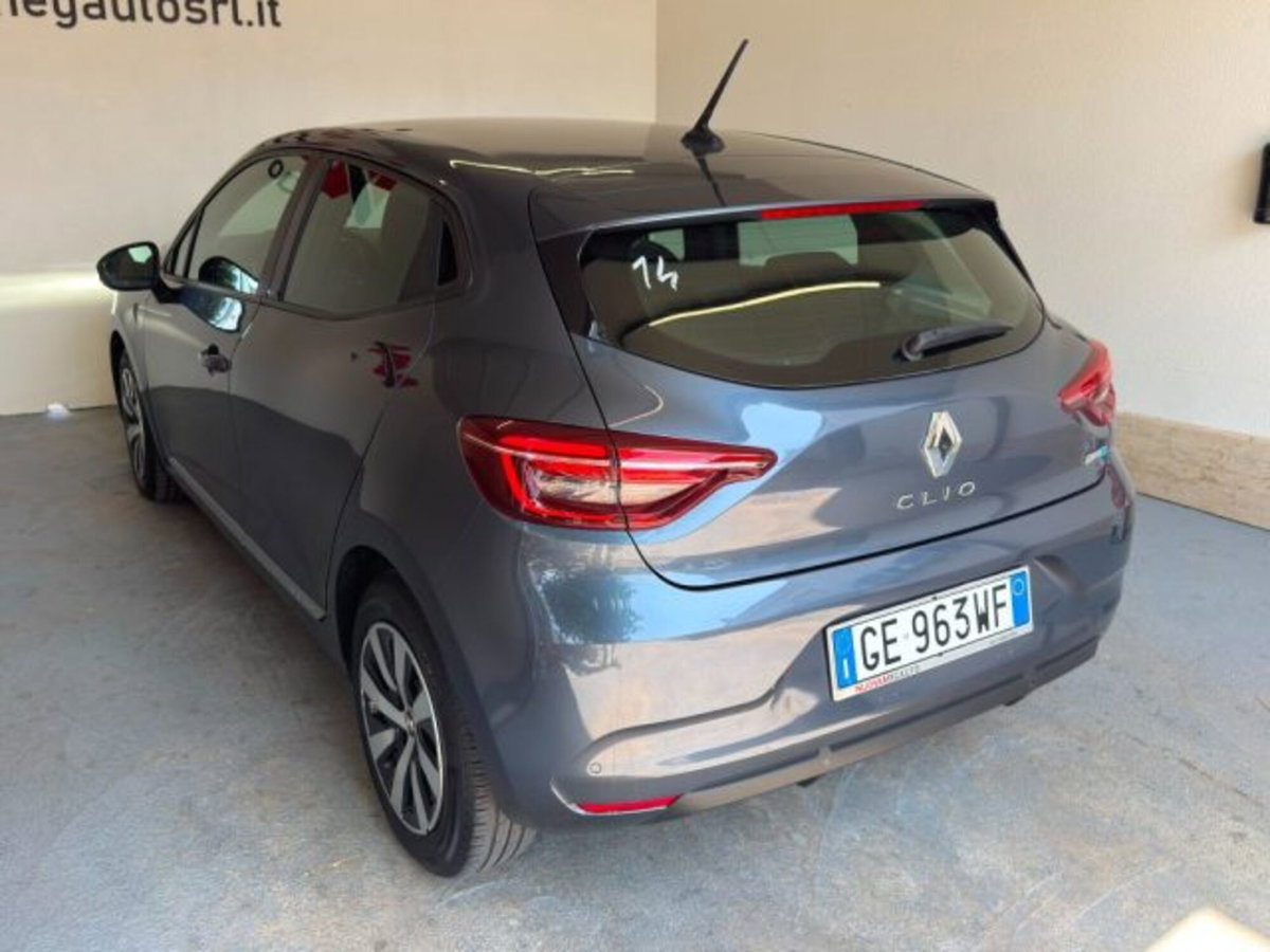 Renault Clio TCe 90 CV 5 porte Zen (4)