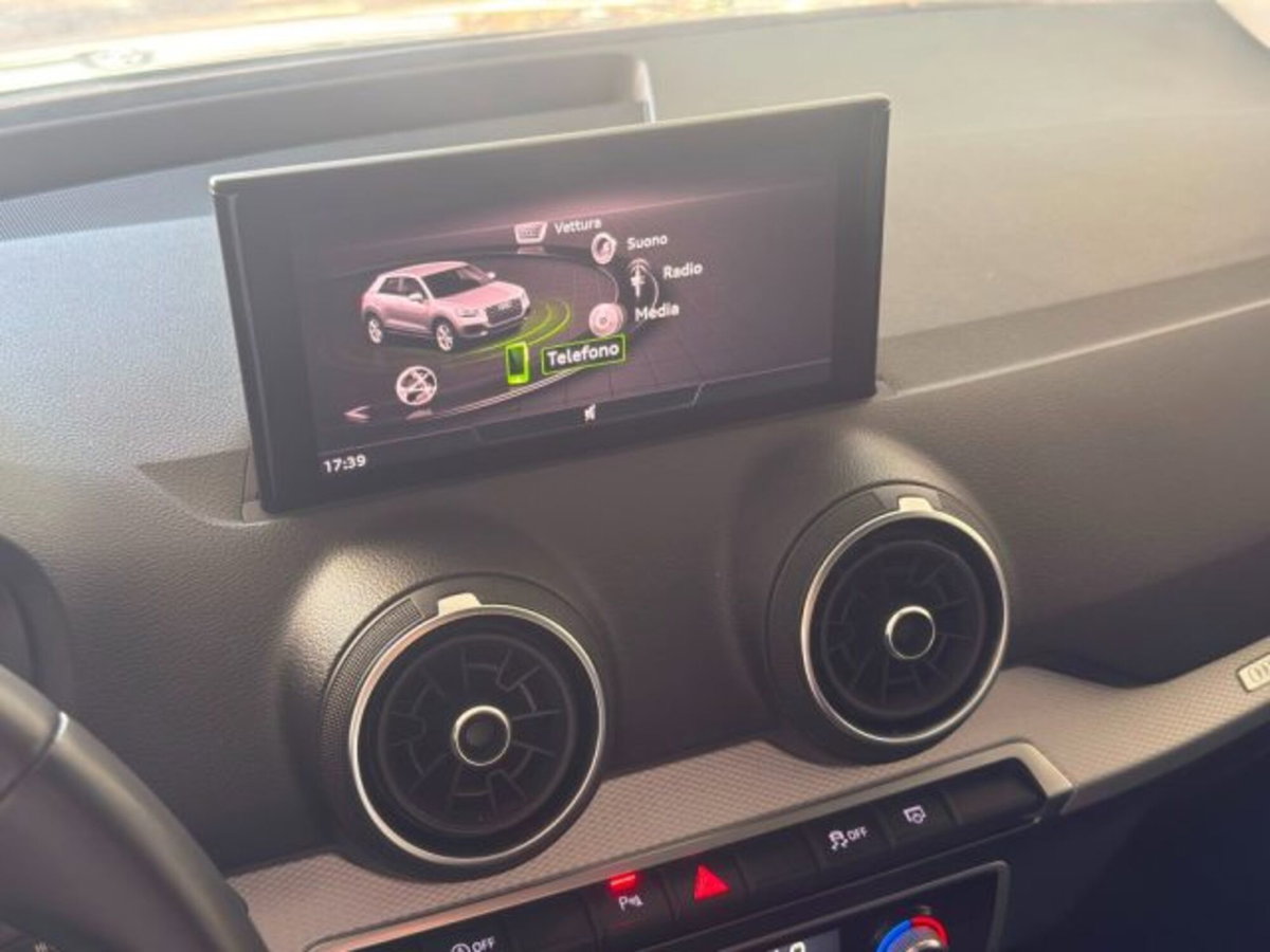 Audi Q2 Q2 35 TFSI S tronic S line Edition (15)