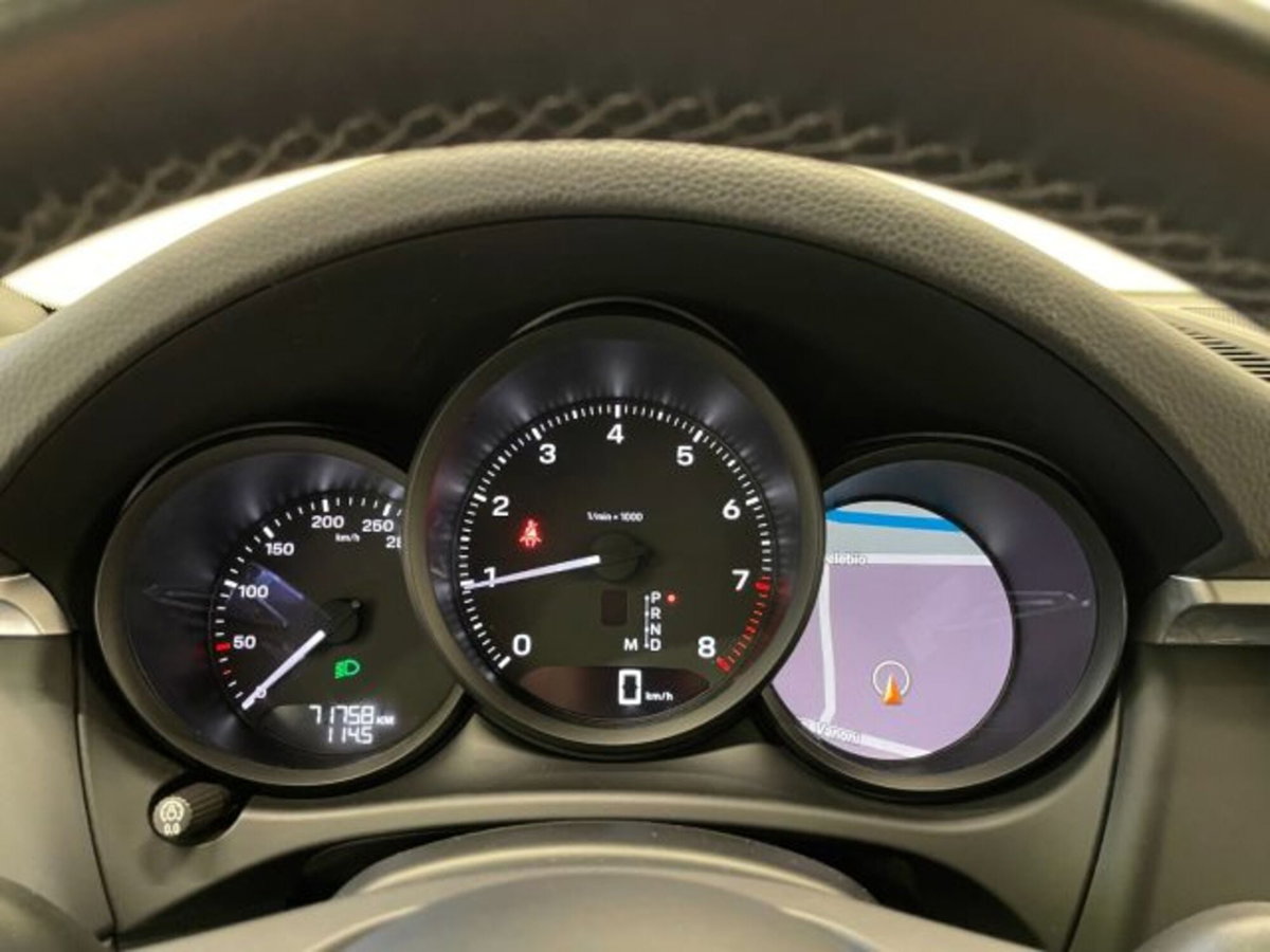 Porsche Macan 2.0 265cv pdk (19)