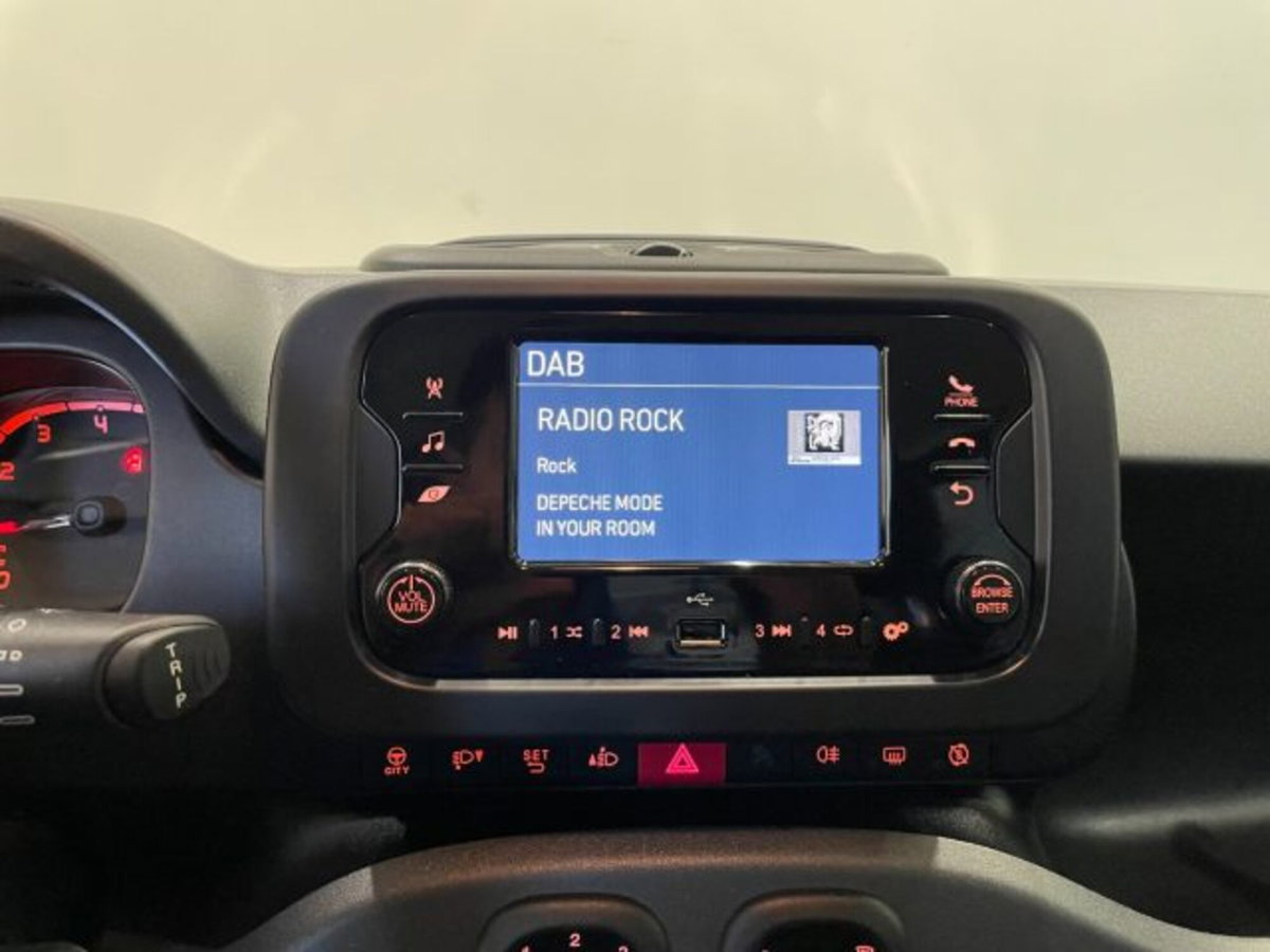 Fiat Panda 1.0 firefly hybrid s&s 70cv 5p.ti (17)