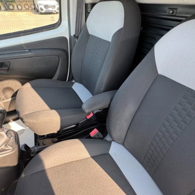 Fiat Fiorino Furgone cargo 1.3 mjt 95cv SX (9)