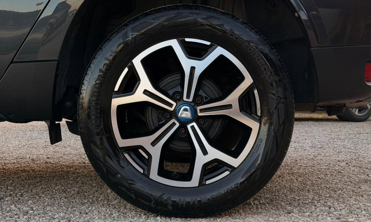 Dacia Duster 1.0 TCe GPL 4x2 Prestige (14)