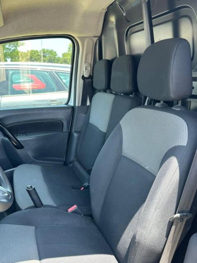 Renault Kangoo 1.5 dCi 90CV F.AP. S&S 4p. Express Maxi Energy (7)