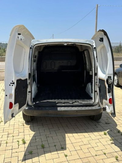 Renault Kangoo 1.5 dCi 90CV F.AP. S&S 4p. Express Maxi Energy (8)