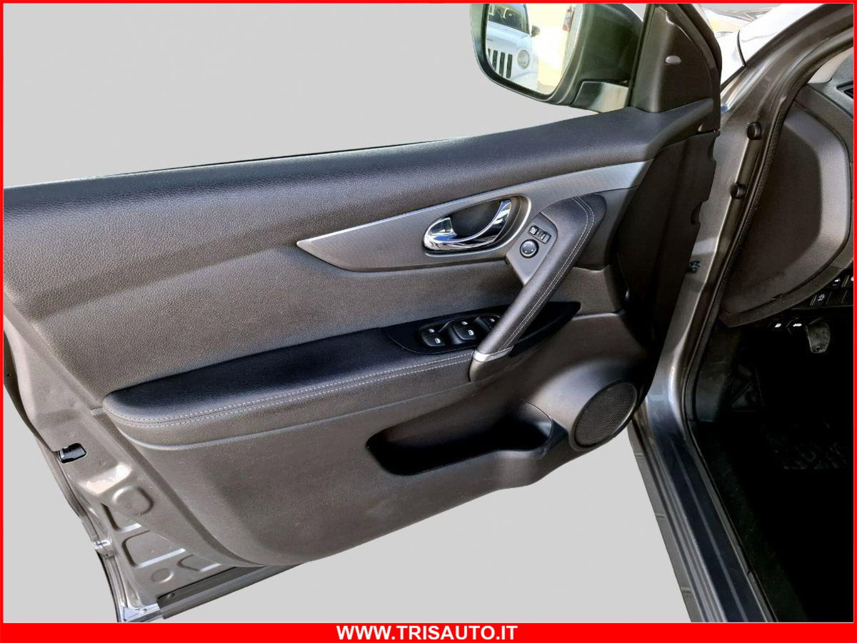 Nissan Qashqai 1.5 dCi Tekna (11)