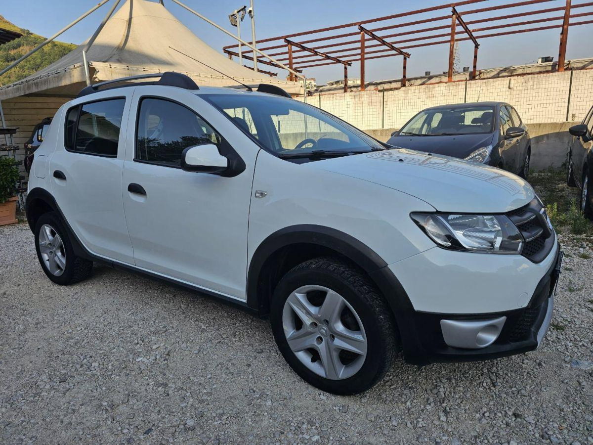 Dacia Sandero 0.9 TCe 12V T-GPL 90CV Start&Stop SS Ambiance Family (8)