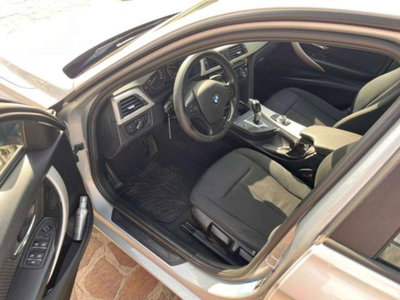 BMW Serie 3 Touring 318d  Business Advantage (10)
