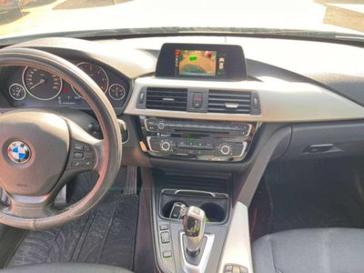 BMW Serie 3 Touring 318d  Business Advantage (13)