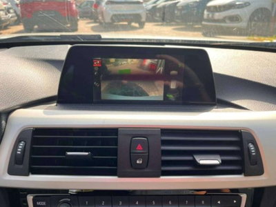 BMW Serie 3 Touring 318d  Business Advantage (14)