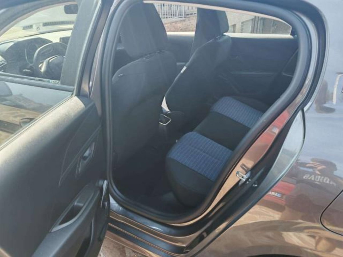 Peugeot 208 PureTech 75 Stop&Start 5 porte Like (12)