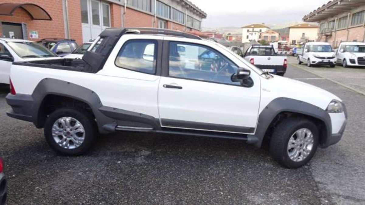 Fiat Strada 1.9 diesel Pick-up (11)