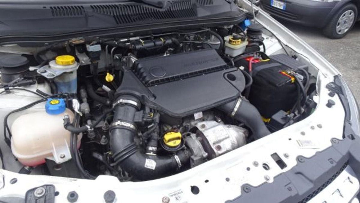 Fiat Strada 1.9 diesel Pick-up (17)