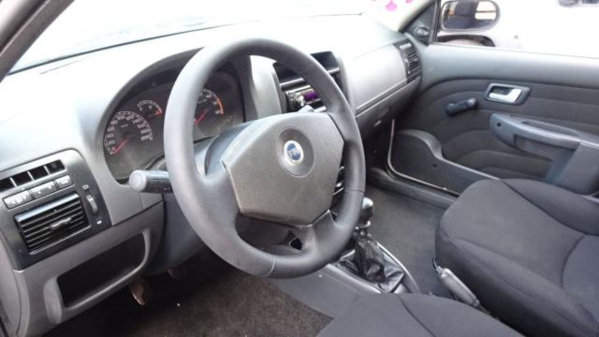Fiat Strada 1.3 MJT Pick-up (12)