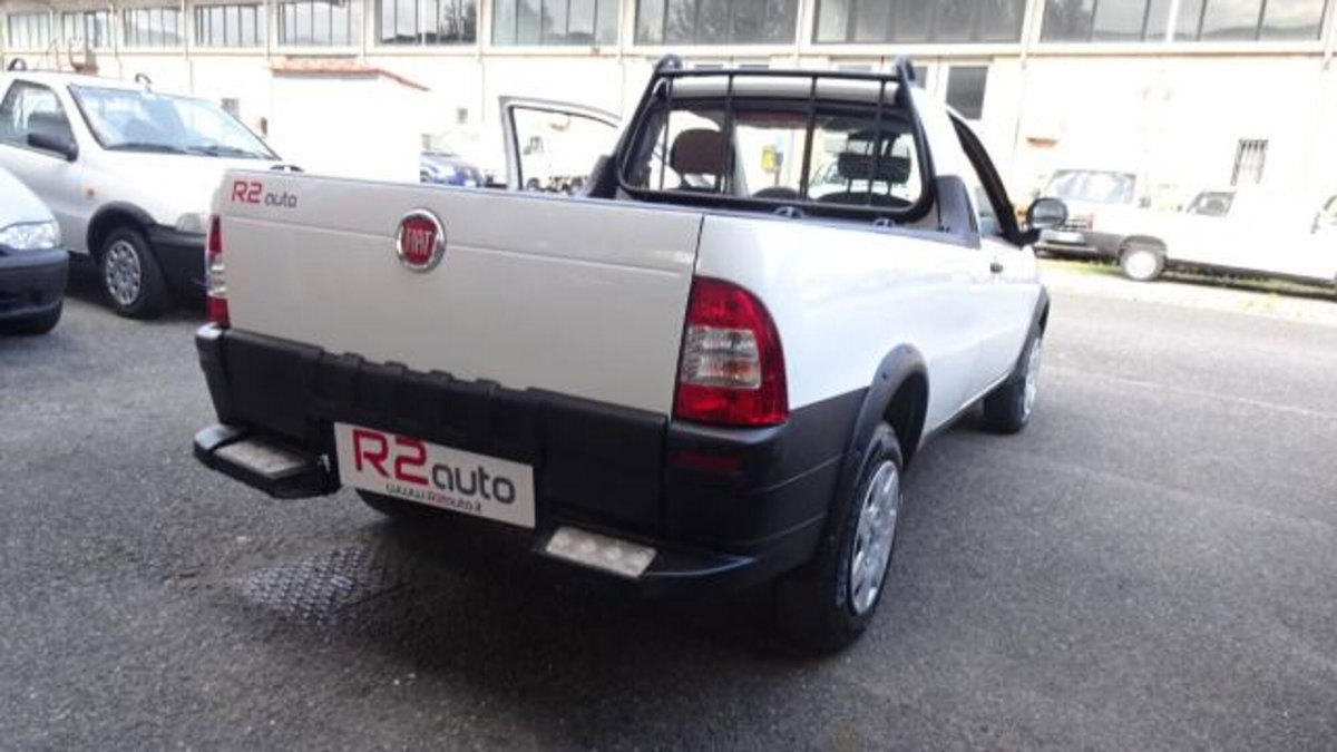 Fiat Strada 1.3 MJT Pick-up (3)