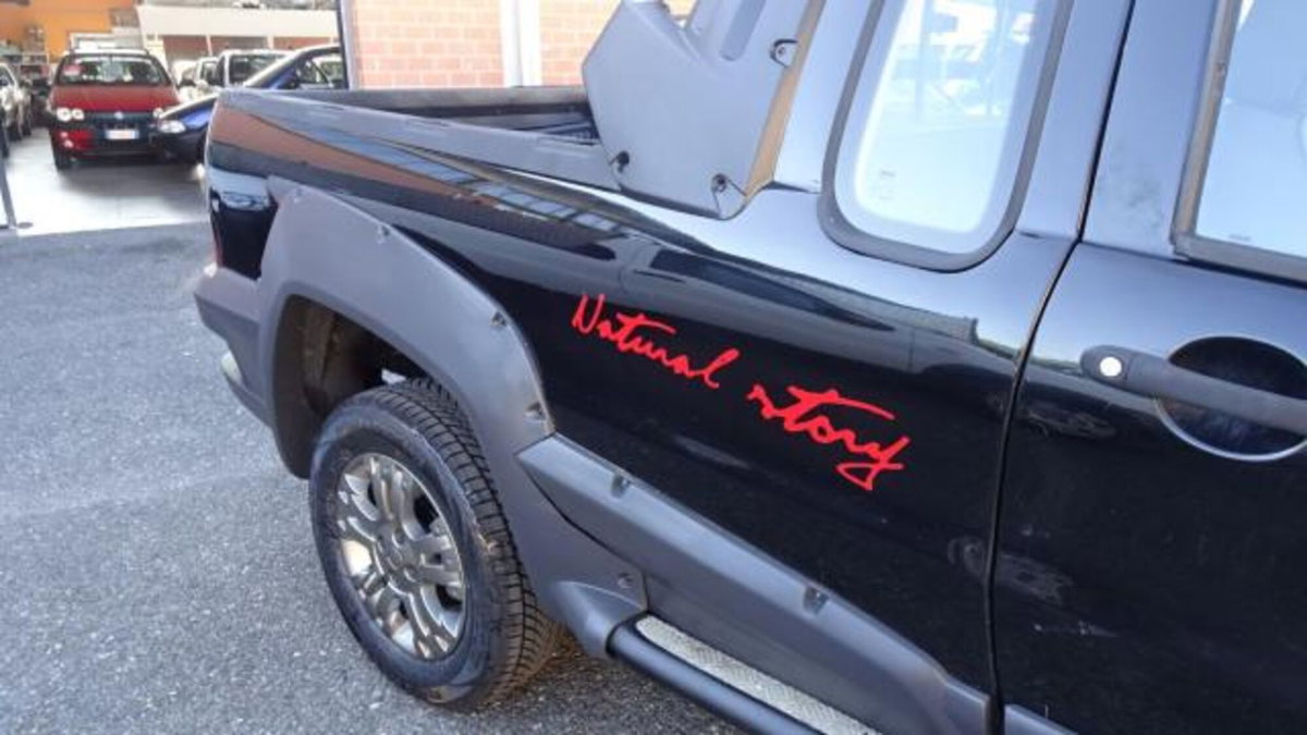 Fiat Strada 1.9 diesel Pick-up (11)
