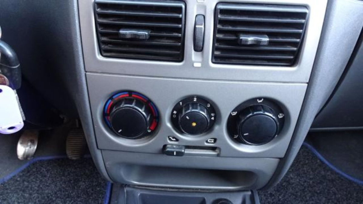 Fiat Strada 1.9 diesel Pick-up (20)