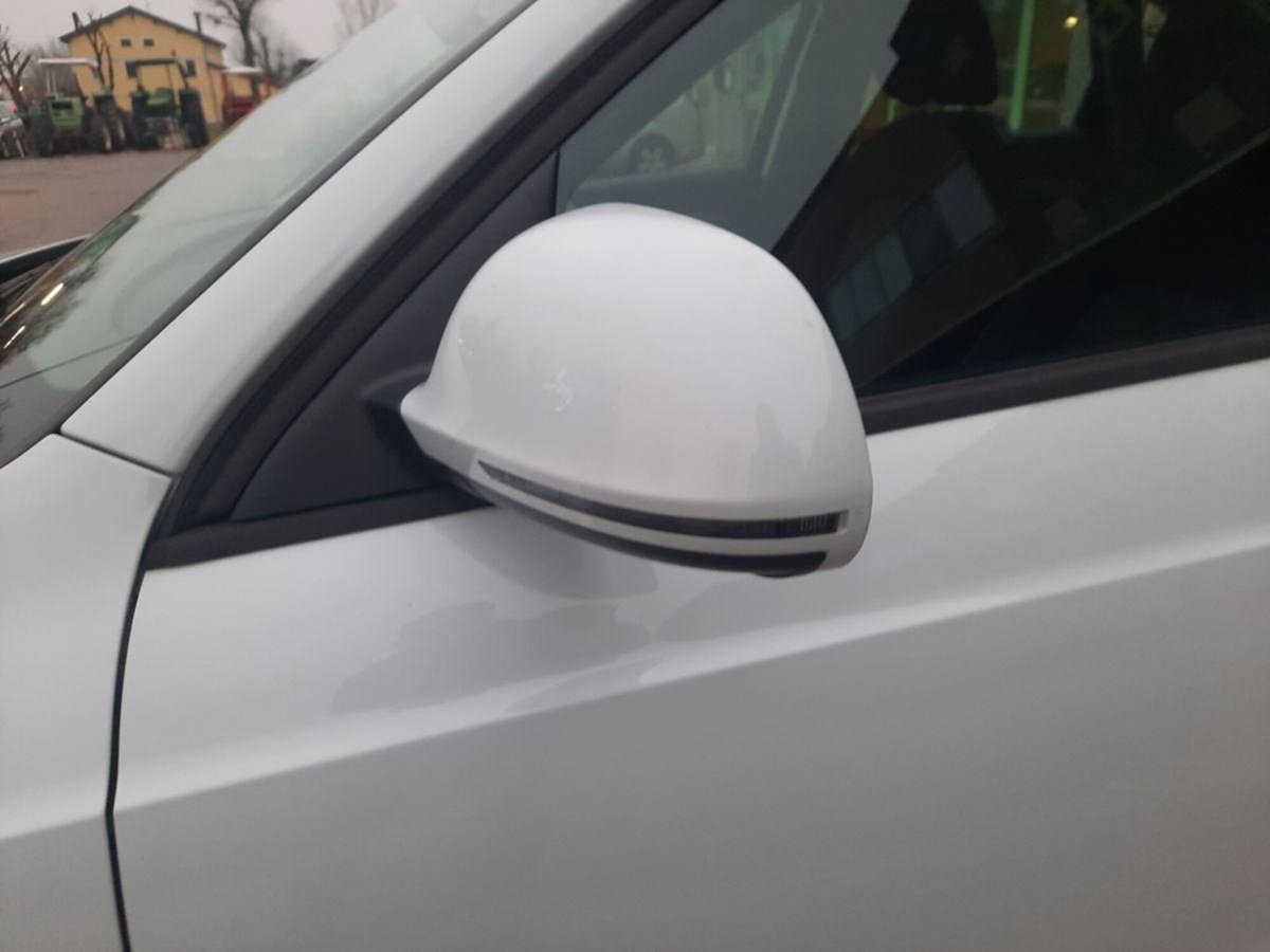 Audi Q3 35 TDI Business (16)