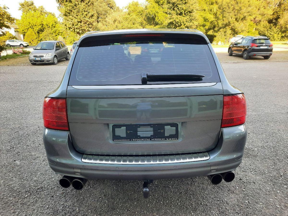 Porsche Cayenne 4.5 cat Turbo (5)