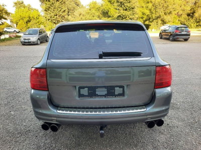 Porsche Cayenne 4.5 cat Turbo (5)