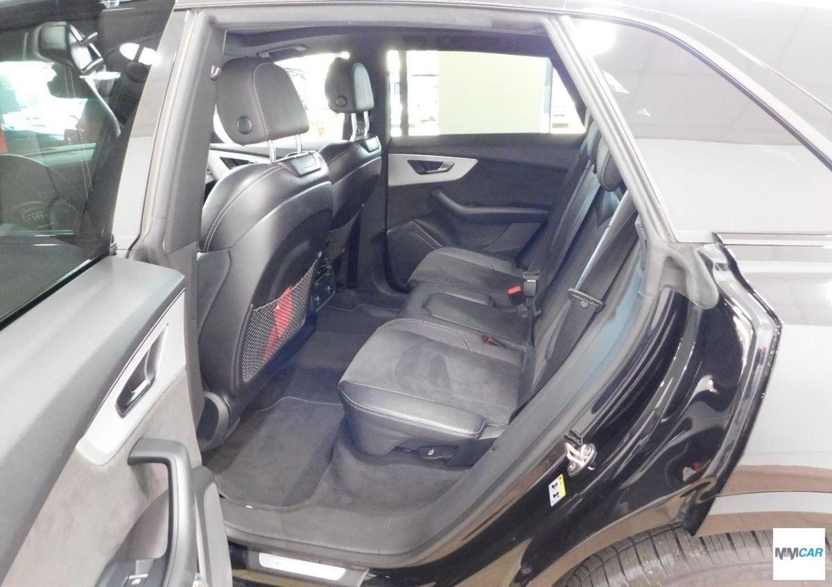Audi Q8 Q8 45 TDI quattro tiptronic Sport (8)