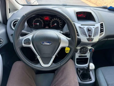 Ford Fiesta Ikon 1.2 8 CV 5 porte (12)